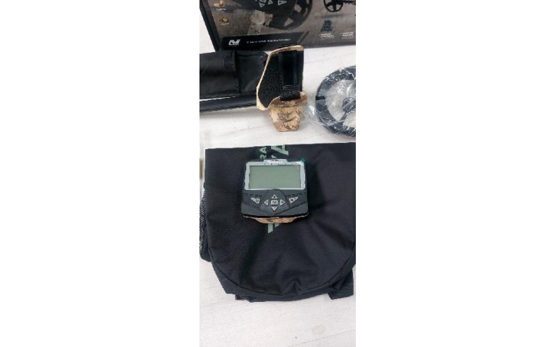 Minelab X-Terra Voyager 