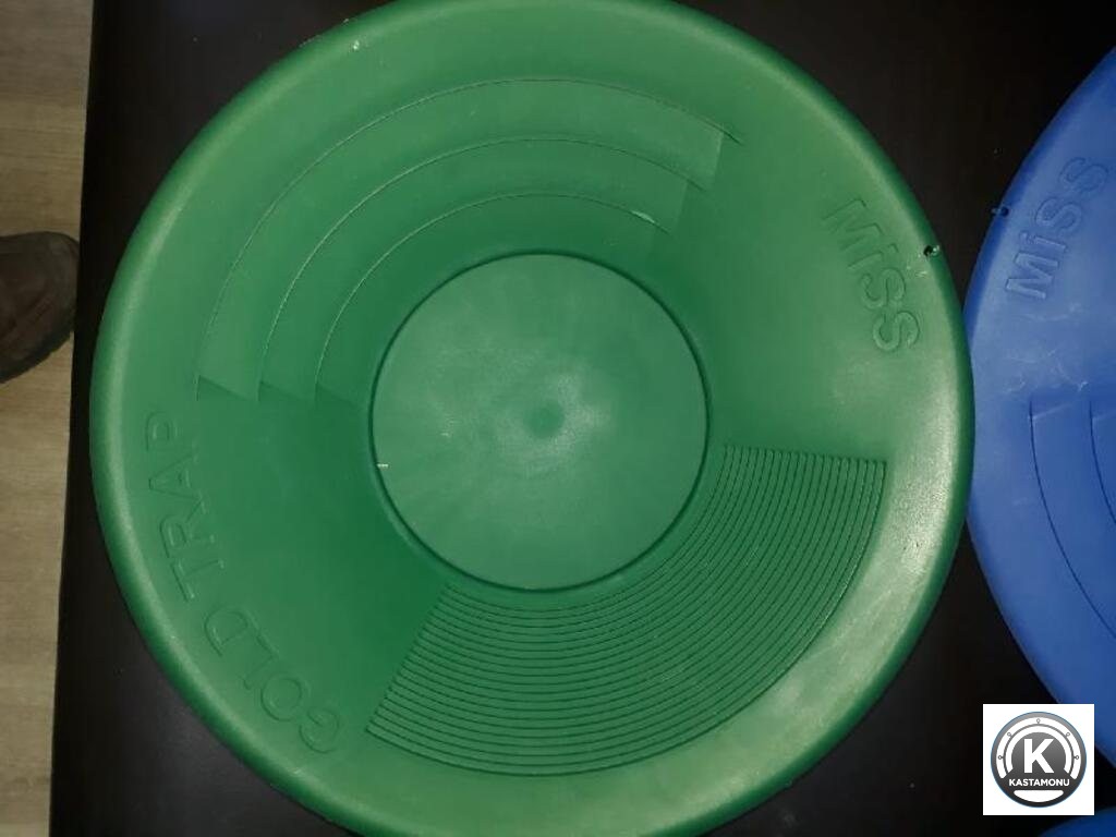 Pan Altın Tavası – Altın Yakalama Eleği Dere Altını Görseli